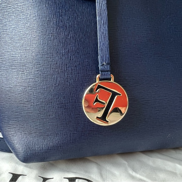 Furla Blue Leather Tote Bag with shoulder strap - Picture 3 of 9